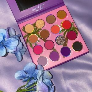 Girls Just Wanna Have Sun Eyeshadow Palette